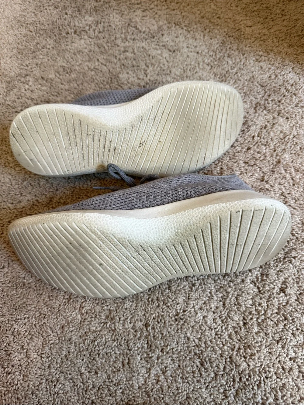 allbirds Women’s Gray Knit Athletic Sneakers